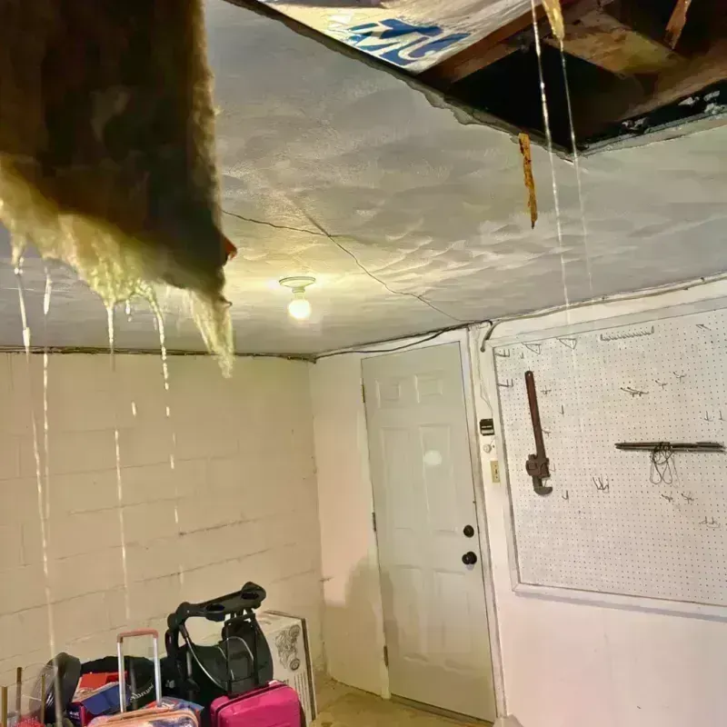 Before and after water damage restoration in South Lawndale, IL